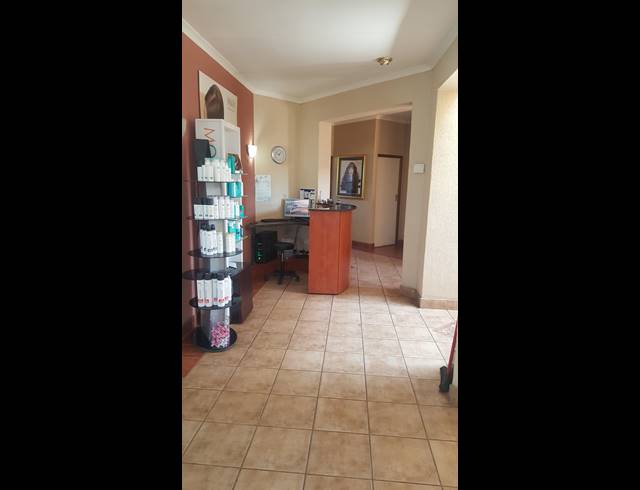 2,287M² BUSINESS FOR SALE IN VANDERBIJLPARK SE 3